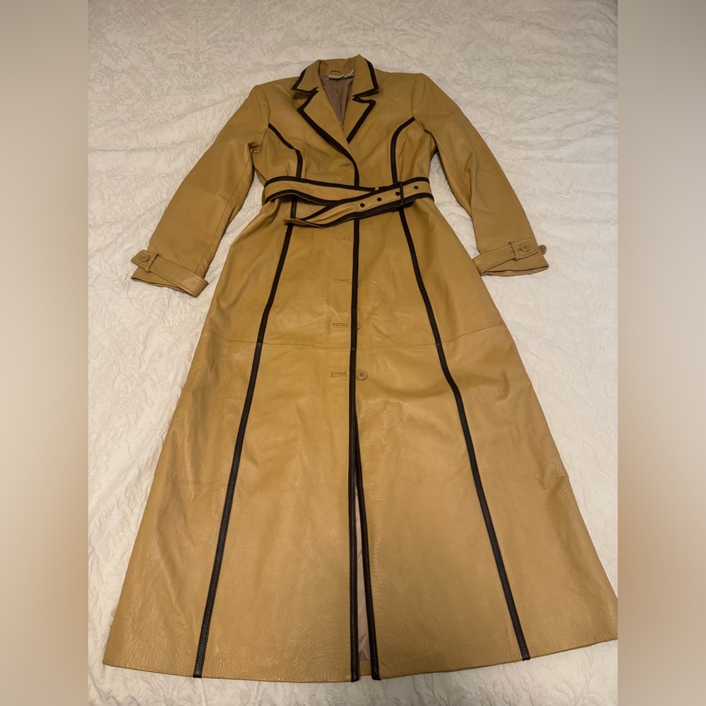 Newport News Easy Style Beige Women's Genuine Leather Trench Coat | Size MP